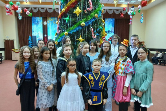 Дети из Ибресинского округа приняли участие на елке Депутата Госсовета Чувашии Владимира Свешникова