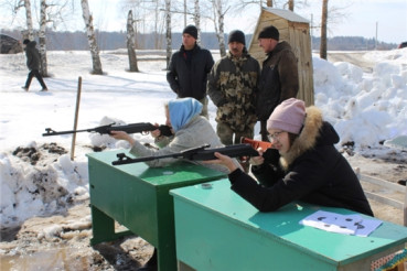 В Ибресинском районе состоялся турнир по стрельбе из пневматической винтовки 