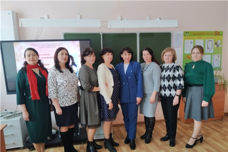 Самый классным классным в Ибресинском муниципальном округе стала Людмила Иванова 