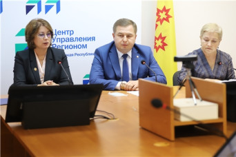 Владимир Степанов и специалисты Минздрава Чувашии в прямом эфире рассказали об эпидситуации и вакцинации от COVID-19 